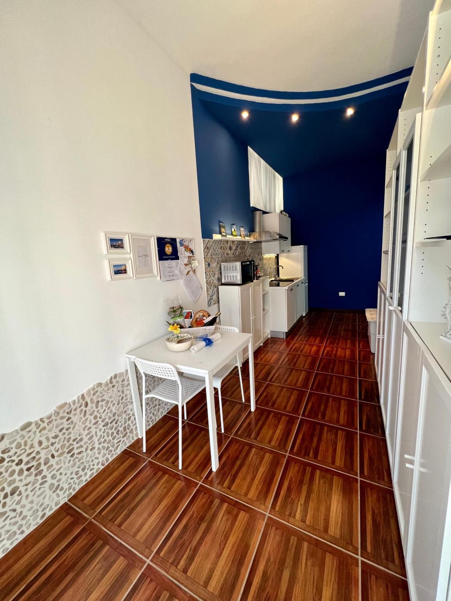 Casadamare Holiday Home Джовинаццо Экстерьер фото