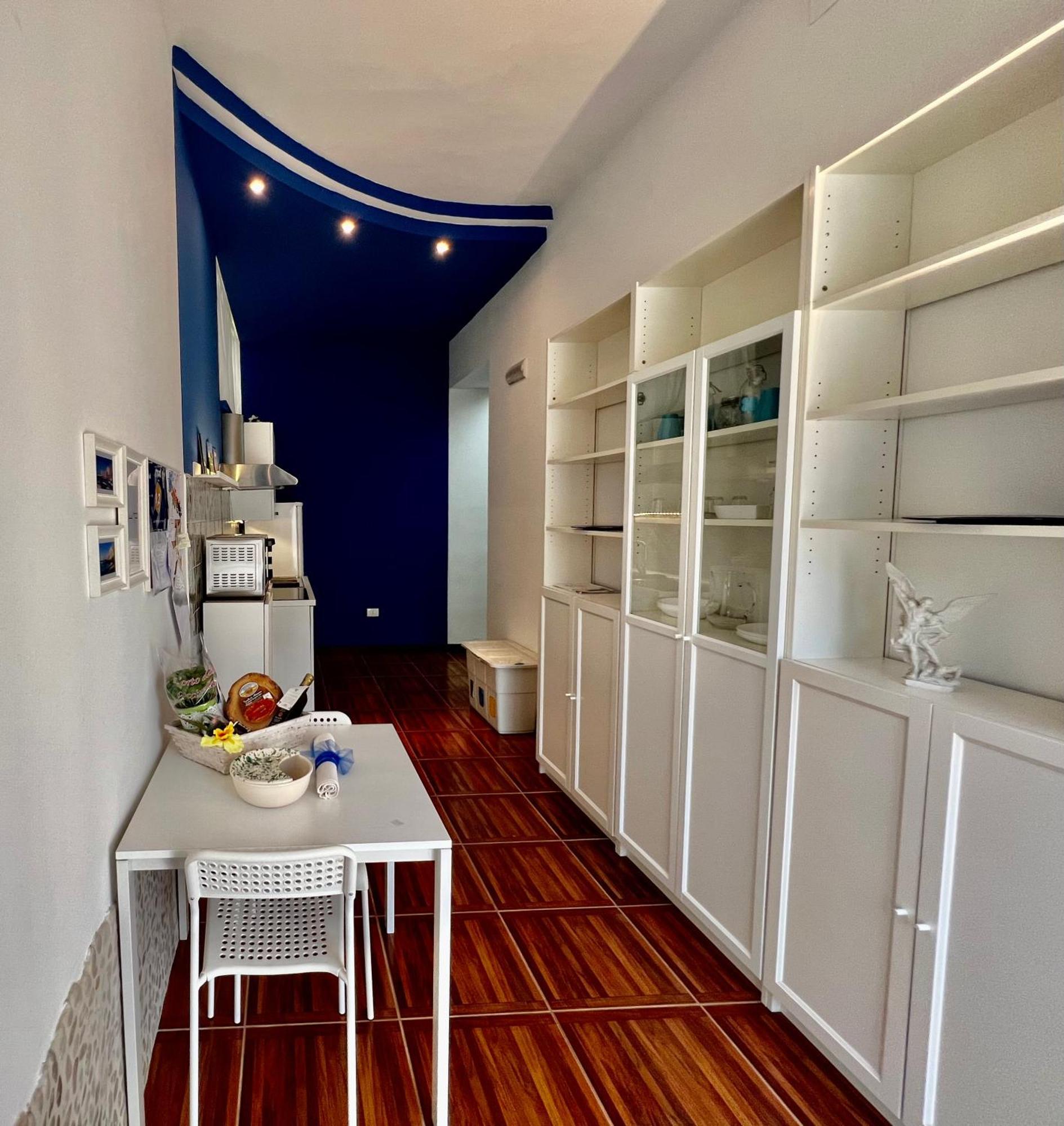 Casadamare Holiday Home Джовинаццо Экстерьер фото